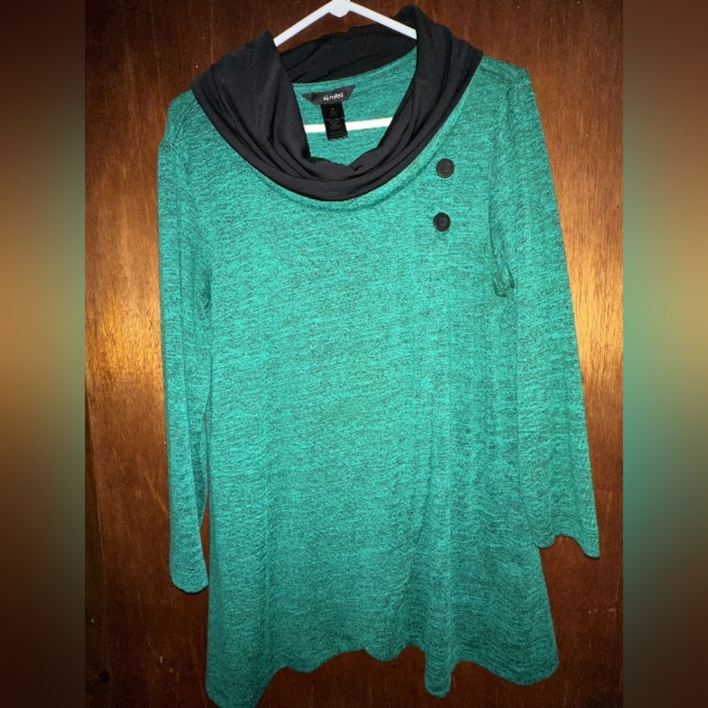 Long sleeve top